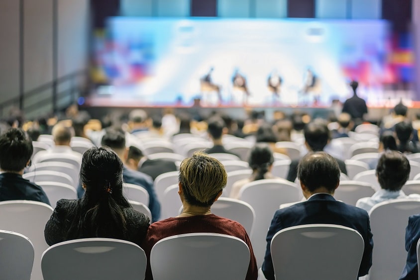 Seminar Pendidikan Anak Usia Dini 7B
